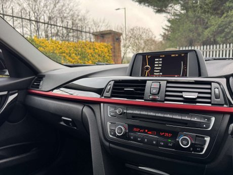 BMW 3 Series 2.0 318d Sport 4dr 22