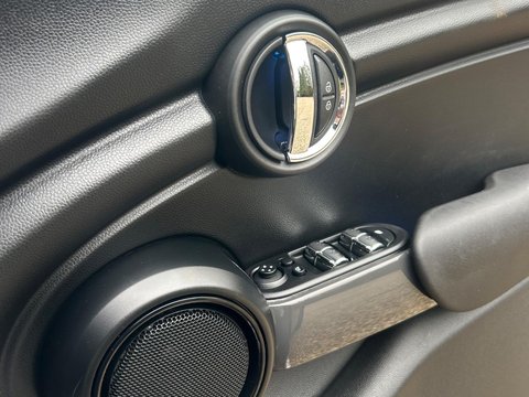 Mini Hatch 1.5 Cooper Classic Steptronic Euro 6 (s/s) 5dr 51