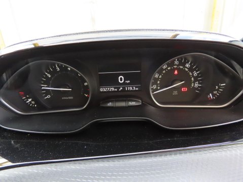 Peugeot 208 1.2 PureTech Tech Edition Euro 6 (s/s) 5dr 9