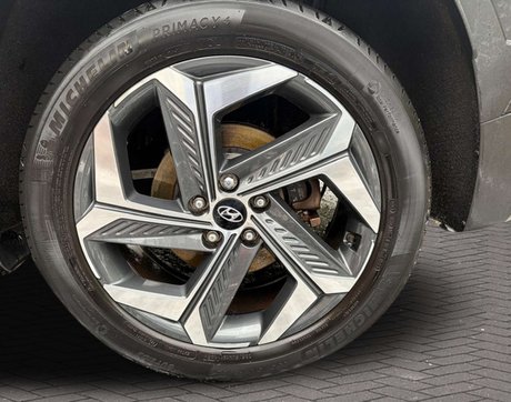 Hyundai TUCSON 1.6 Tucson Ultimate TGDi PHEV 4x4 Auto 4WD 5dr 13
