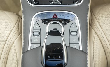 Mercedes-Benz S Class S650 MAYBACH 29