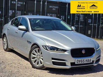 Jaguar XE 2.0d Portfolio Saloon 4dr Diesel Auto Euro 6 (s/s) (163 ps)