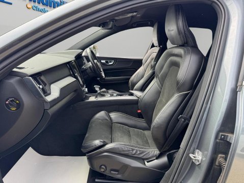 Volvo XC60 2.0 D4 R-Design Auto AWD Euro 6 (s/s) 5dr 43
