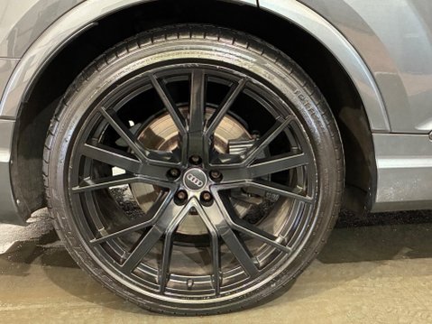 Audi SQ7 4.0 TDI V8 Tiptronic quattro Euro 6 (s/s) 5dr 44