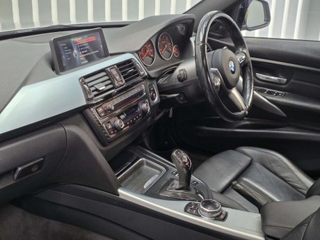BMW 3 Series 3.0 335d M Sport Saloon 4dr Diesel Auto xDrive Euro 6 (s/s) (313 ps) 42