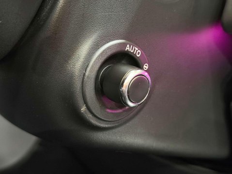 Land Rover Range Rover 4.4 P530 V8 First Edition SUV 5dr Petrol Auto 4WD Euro 6 (s/s) (530 ps) 46