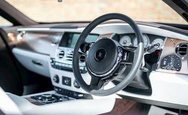 Rolls-Royce Wraith - 'Inspired by British Music' 11