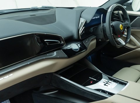 Ferrari Purosangue 22