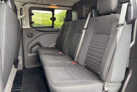 Ford Transit Custom 320 L1 Limited 170 ps Selectshift DCIV - Sat Nav / Adaptive Cruise 17