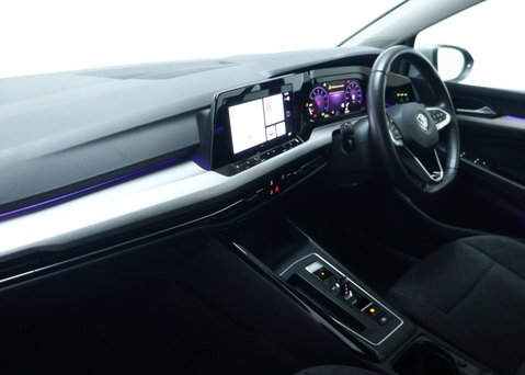 Volkswagen Golf 1.0 eTSI MHEV Life Hatchback 5dr Petrol Hybrid DSG Euro 6 (s/s) (110 ps) 47