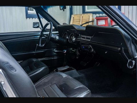Ford Mustang Shelby GT350 Restomod 8