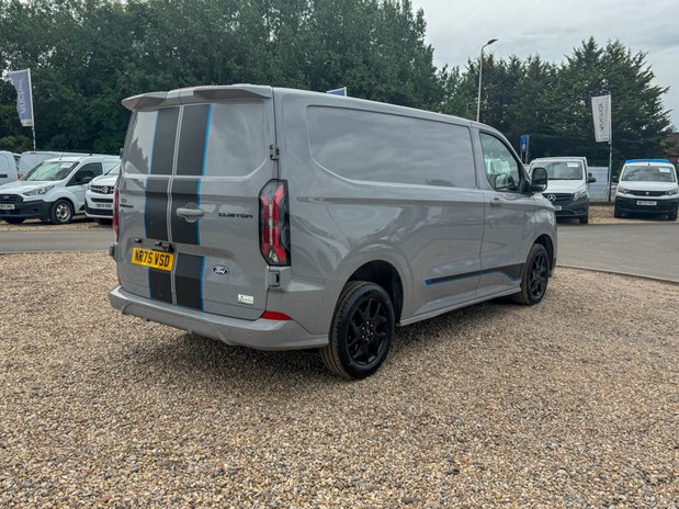 Ford Transit Custom SWB L1H1 Low Roof Sport 320 Air Con Alloys Sensors Cam EURO 6 6