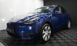 Tesla Model Y LONG RANGE AWD Comfort Suspension GROK AI One Owner Adaptive LEDs VAT Q 3