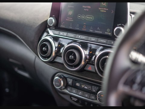 Nissan Juke 1.0 Juke Tekna+ DiG-T Semi-Auto 5dr 17