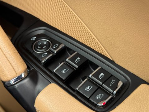Porsche Cayenne 4.2 TD V8 S TiptronicS 4WD Euro 6 (s/s) 5dr 44