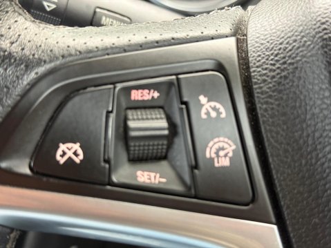 Vauxhall Astra GTC 1.4T 16V SRi Euro 5 (s/s) 3dr 15