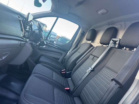 Ford Transit Custom 2.0 300 EcoBlue Limited Panel Van 5dr Diesel Manual L2 H1 Euro 6 (s/s) (130 24
