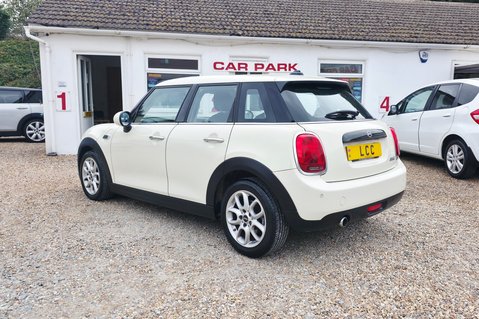 Mini Hatch 1.5 COOPER AUTOMATIC! FULL SERVICE HISTORY! 6 SERVICES! 8