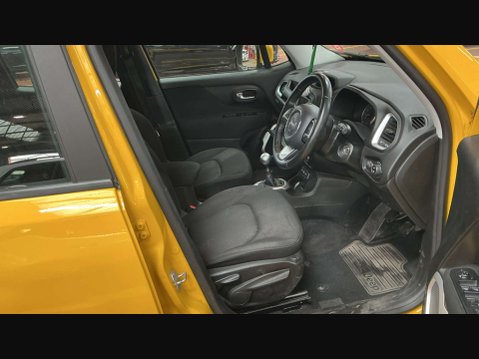 Jeep Renegade 1.6 Renegade Longitude 5dr *NATIONAL DELIVERY* 13