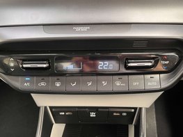 Hyundai BAYON 1.0 Bayon Ultimate TGDi MHEV Auto 5dr 56