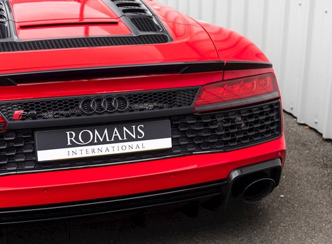 Audi R8 Spyder V10 Performance Carbon Black 21