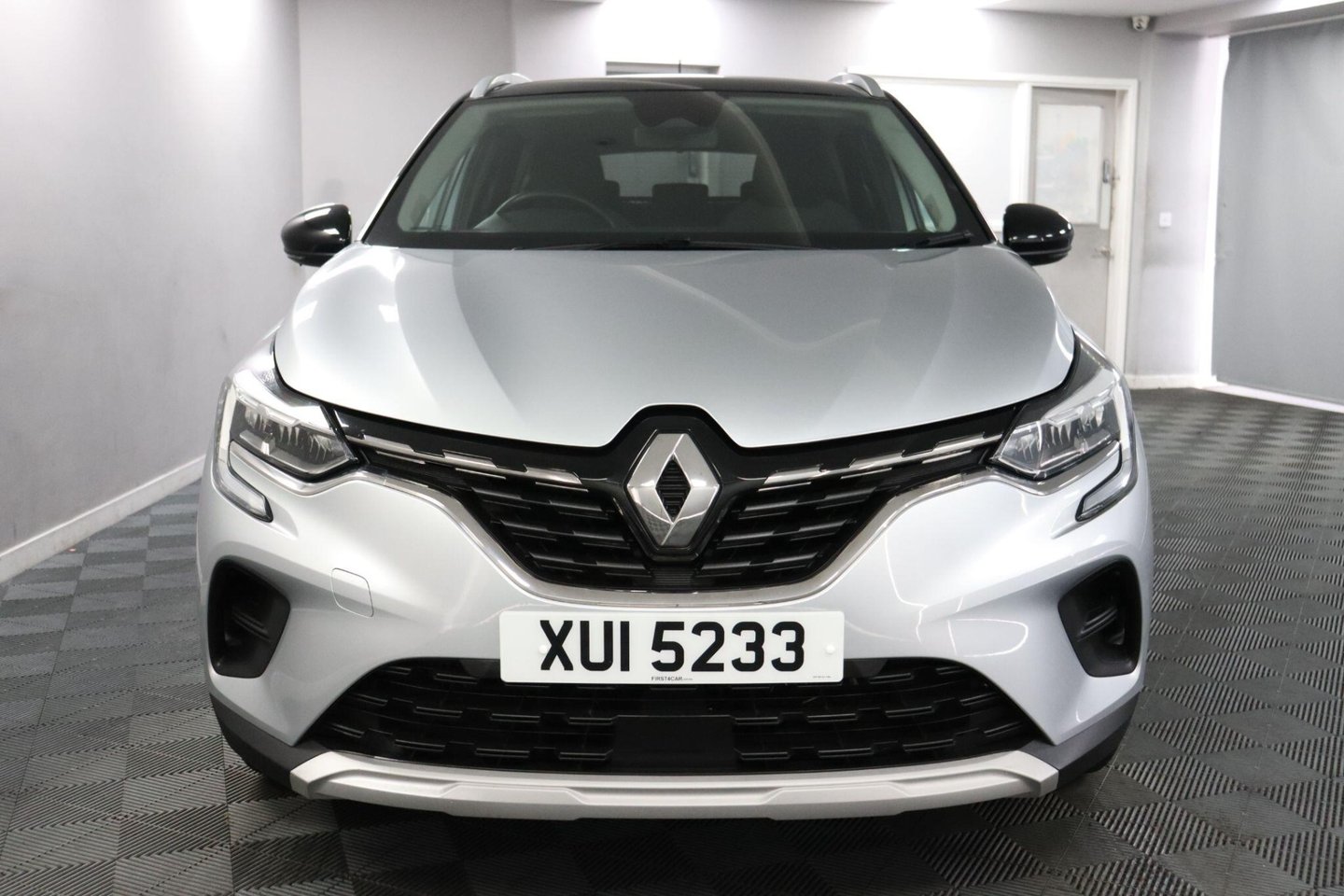 2021 Renault Captur — image 1