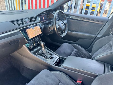 Skoda Superb 2.0 TSI SportLine Plus Estate 5dr Petrol DSG Euro 6 (s/s) (190 ps) 44