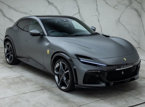 Ferrari Purosangue 12