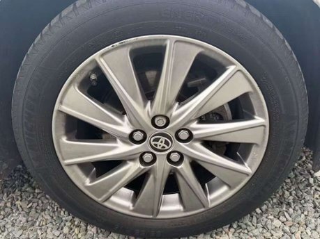 Toyota Yaris 1.5 VVT-h Icon Hatchback 5dr Petrol Hybrid E-CVT Euro 6 (s/s) (116 ps) 8