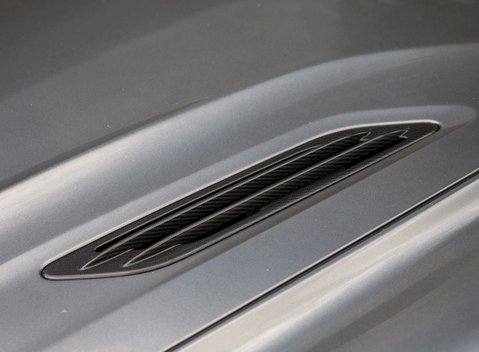 Aston Martin Vanquish S 25