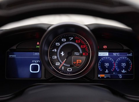 Ferrari Portofino 11