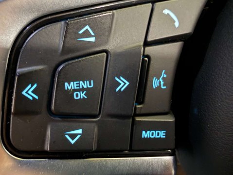 Jaguar F-Pace 2.0 F-Pace R-Sport D Auto 5dr 21