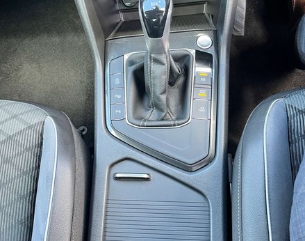 Volkswagen Tiguan 2.0 Tiguan R-Line TDI Semi-Auto 5dr 78