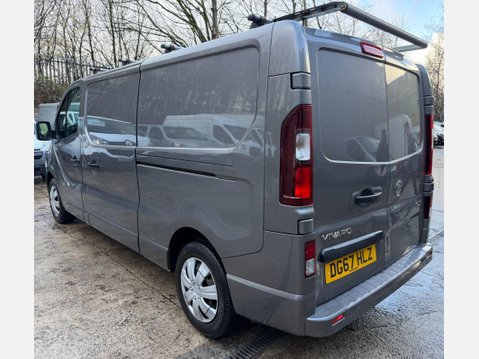 Vauxhall Vivaro 1.6 CDTi 2900 Sportive Panel Van 5dr Diesel Manual L2 H1 Euro 6 (120 ps) 17