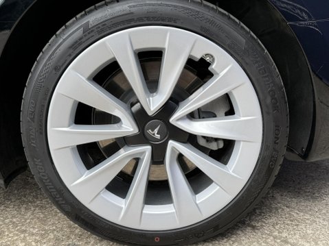 Tesla Model 3 Saloon 4dr Electric Auto RWD (241 bhp) 16
