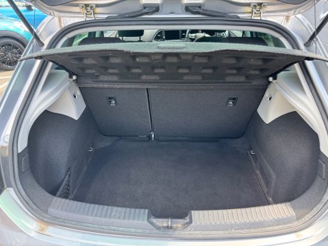 SEAT Leon TSI EVO SE DYNAMIC 14