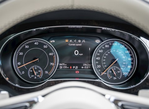 Bentley Bentayga W12 First Edition 22