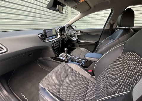 Kia Xceed 1.5 T-GDi '3' 5