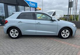 Audi A1 SPORTBACK 1.0 TFSI TECHNIK 6