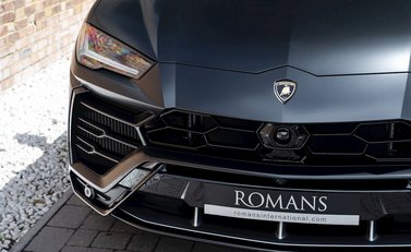 Lamborghini Urus 25