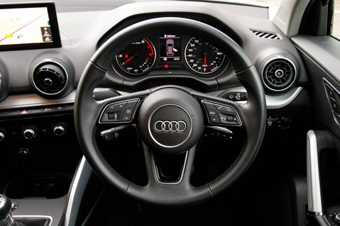 Audi Q2 TFSI SPORT 21