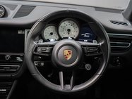 Porsche Macan 2.0T SUV 5dr Petrol PDK 4WD Euro 6 (s/s) (265 ps) 7