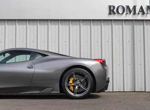 Ferrari 458 Speciale 30
