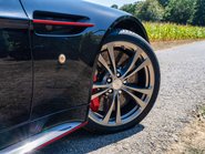 Aston Martin Vantage S V12 Manual 7
