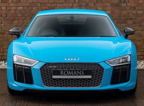 Audi R8 V10 Plus 4