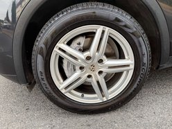 Porsche Cayenne 3.0 Cayenne V6 D Tiptronic 4WD 5dr 60