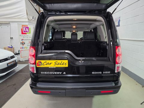 Land Rover Discovery 3.0 SD V6 HSE Auto 4WD Euro 5 5dr 9