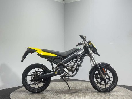 Derbi Senda 50 DRD 2 STROKE PROJECT BIKE 50CC SUPERMOTO GEARED 50