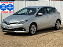 Toyota Auris VVT-I HYBRID BUSINESS EDITION TSS