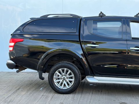 Mitsubishi L200 2.4 L200 Warrior DI-D 4WD 8